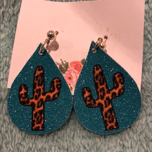 Turquoise glitter cactus post earrings - Picture 2 of 4